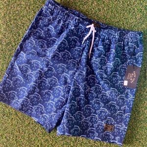 NWT dark seas Boardshorts
